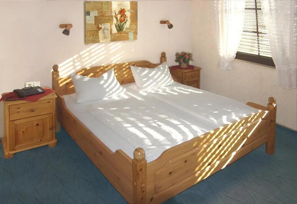 Hotel-Restaurant-Pfaelzer-Stuben - Chambres