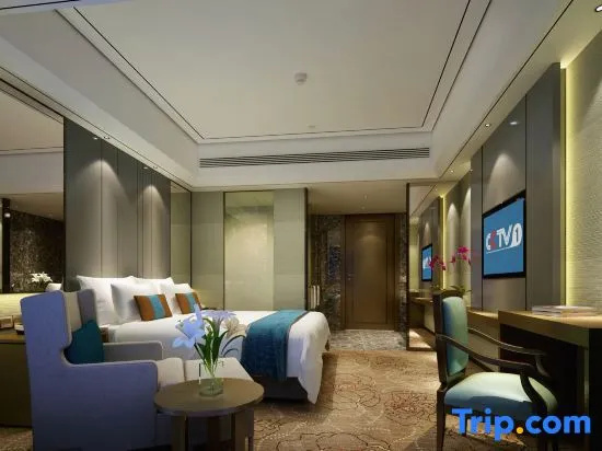 Platinum room
