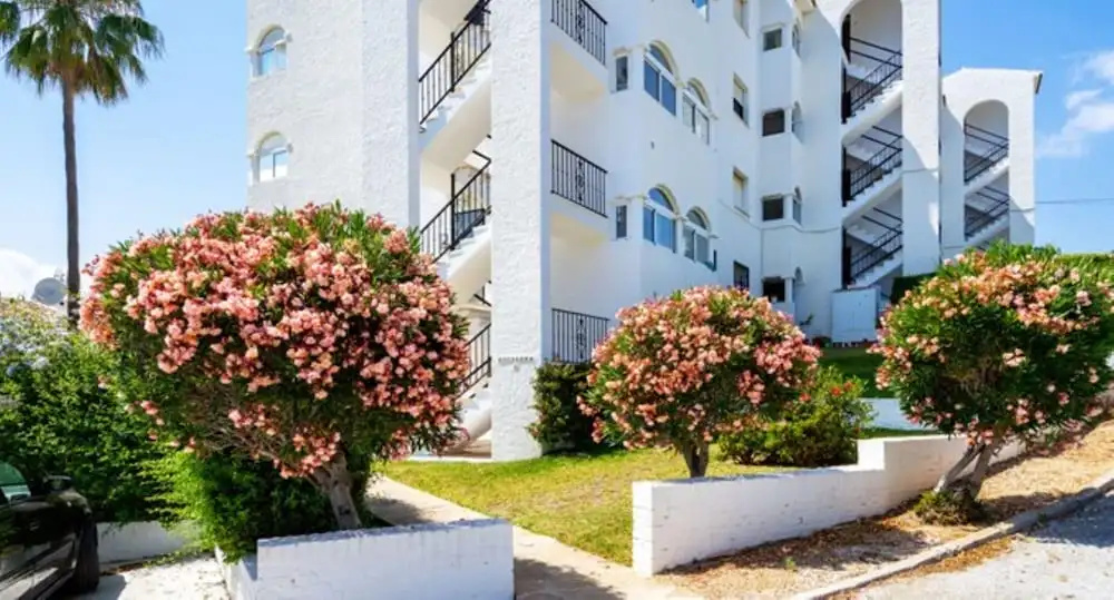 Apartment - 2 Bedrooms with Pool and WiFi - 107885