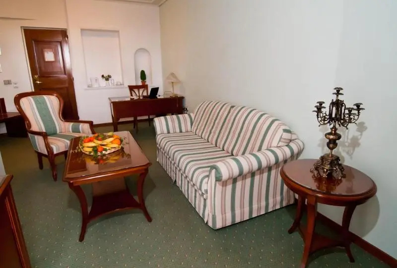 Oasis Hotel Apartments - Chambres