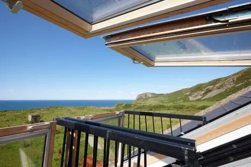 Balcony & Terrace