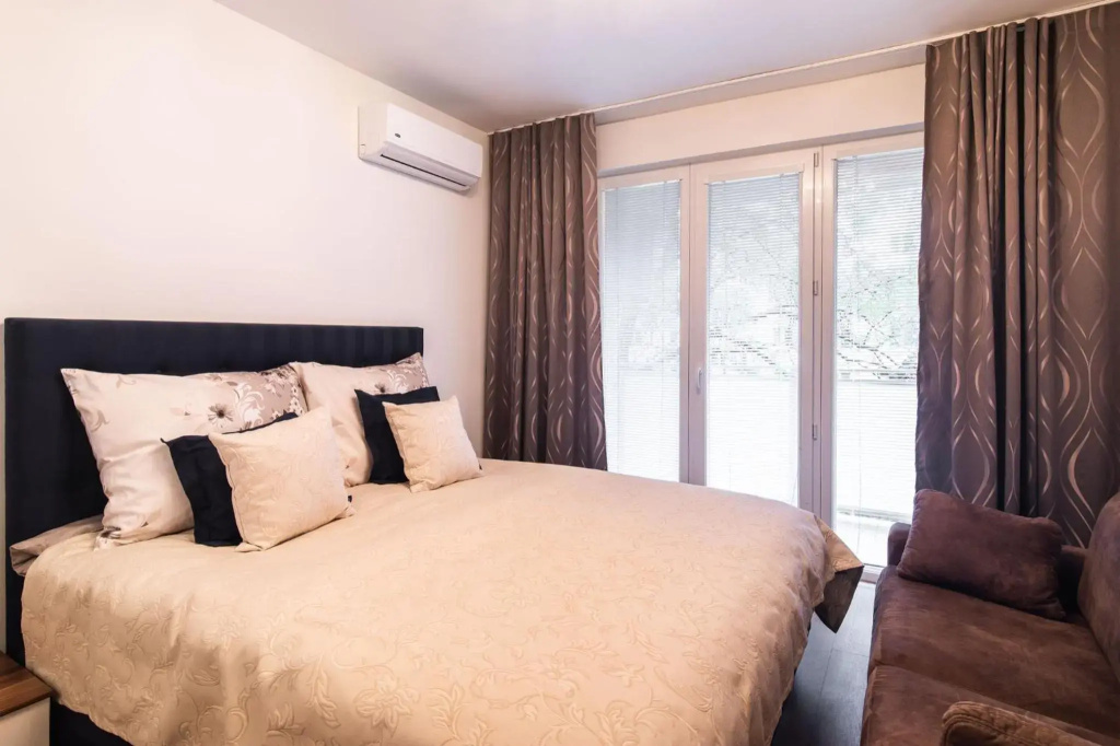 Newly renovated, Full Equipped and Quiet Apartment