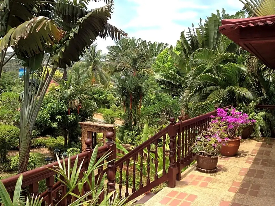Deluxe room with garden view