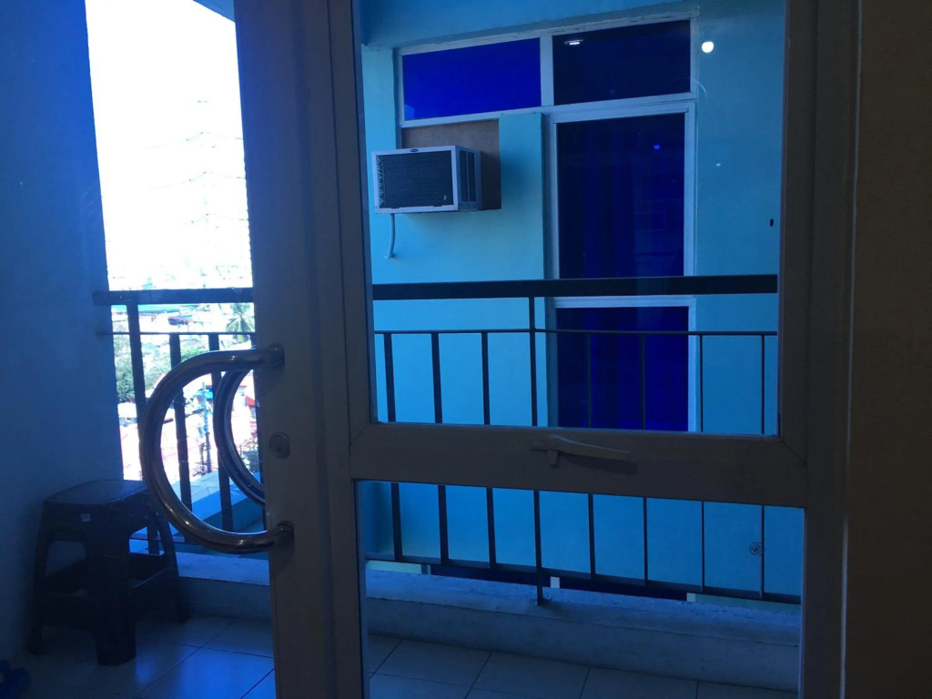 Affordable Makati APT