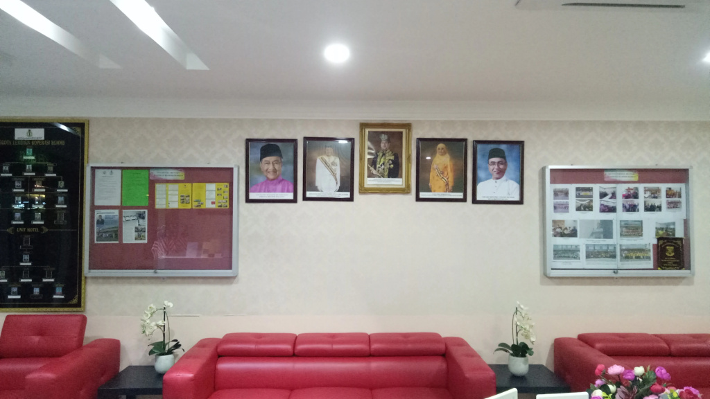 Lobby & Reception