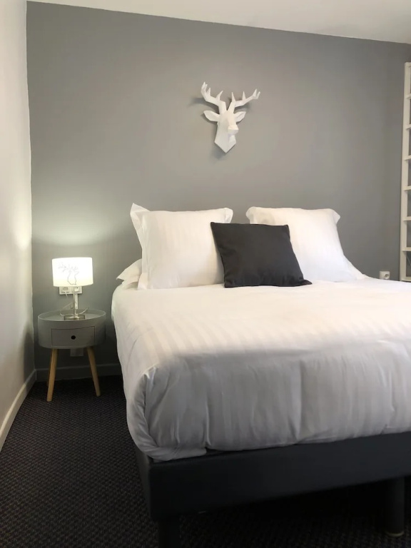 Economy room