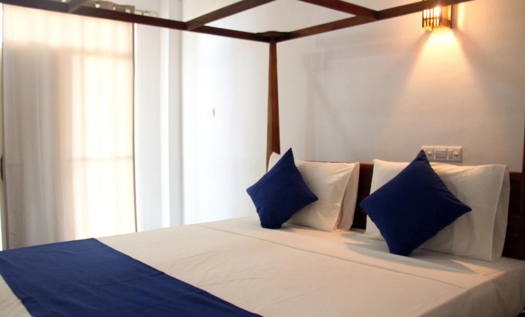 Nico Beach Hotel
