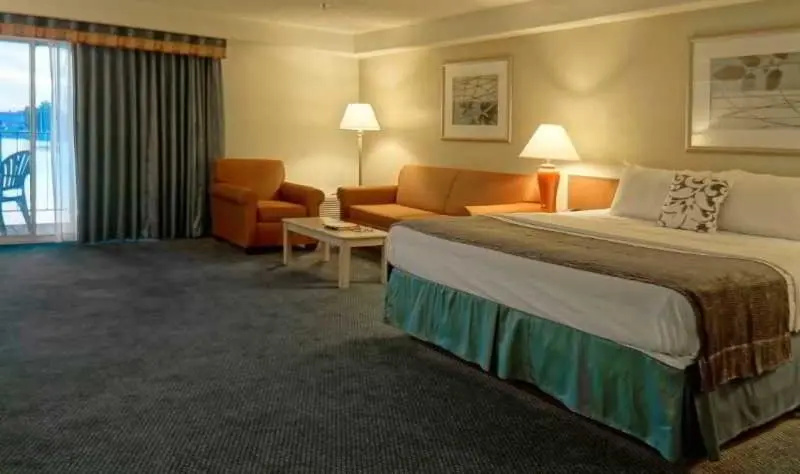 Executive Inn & Suites Embarcadero Cove - Chambres