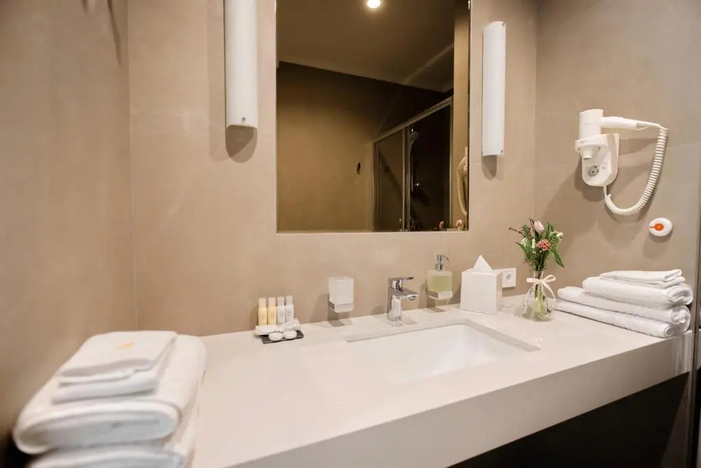 Bon Hotel - Chambres