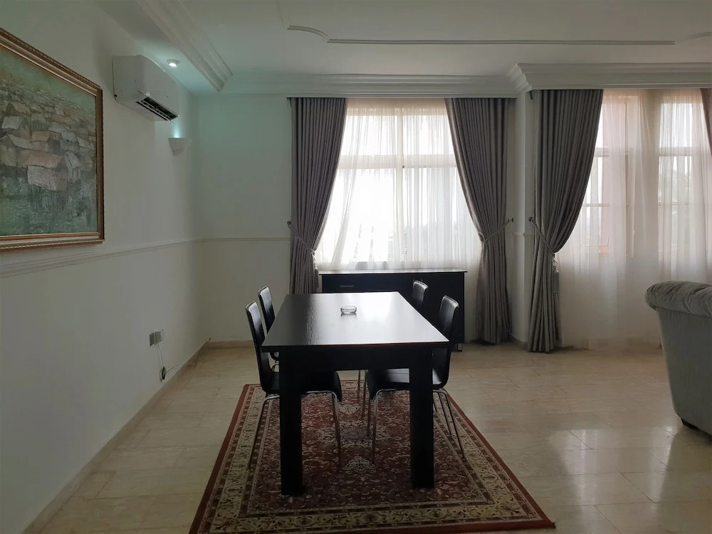 Serendib Hotel and Apartments - фото 6