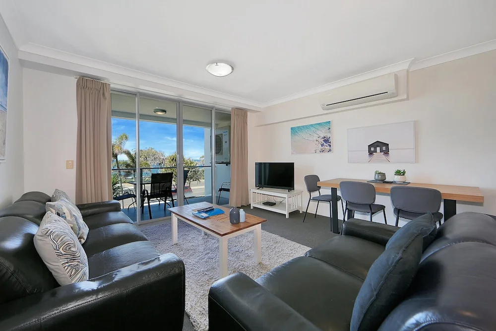 3 Bedrooms Apartment with balcony and with ocean view