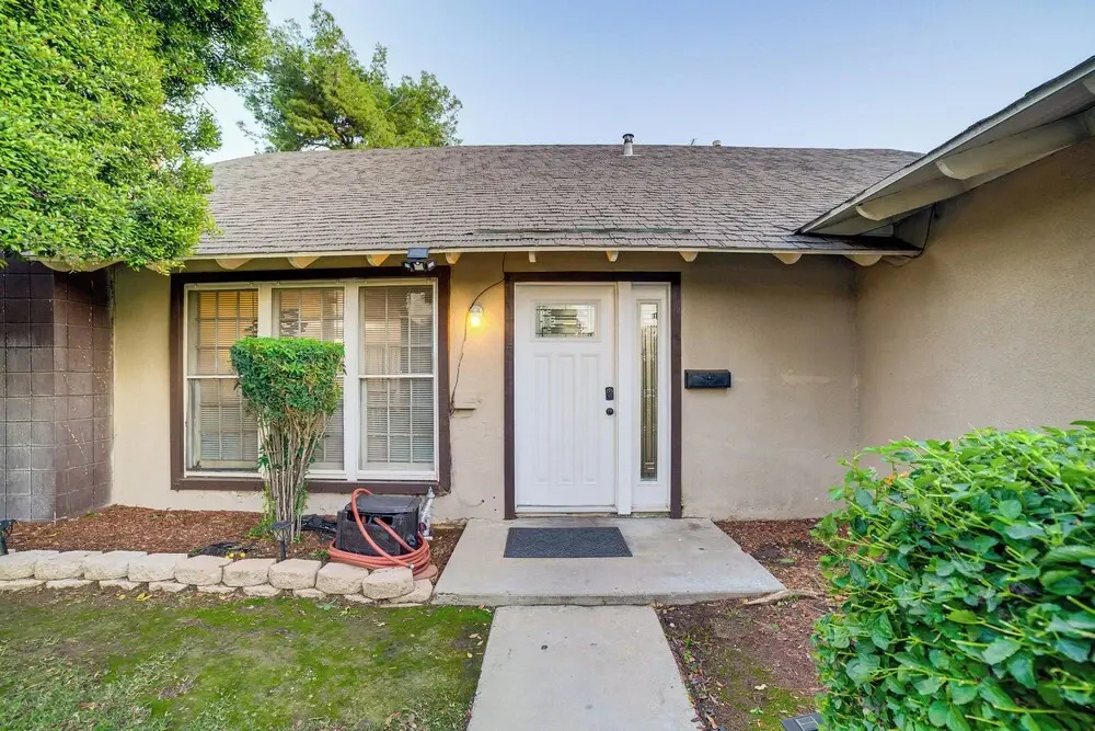 Home 1 Mi to UC Riverside: Families Welcome!