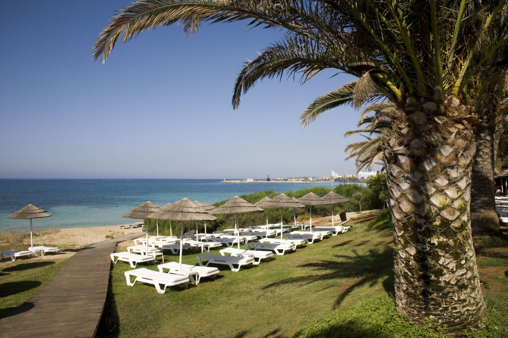 Alion Beach Hotel picture