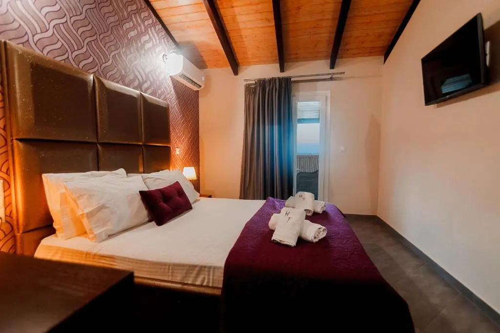 Deluxe Double Studio with sea view (full double bed)