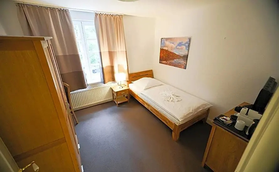 Hotel Waldhalle - Chambres