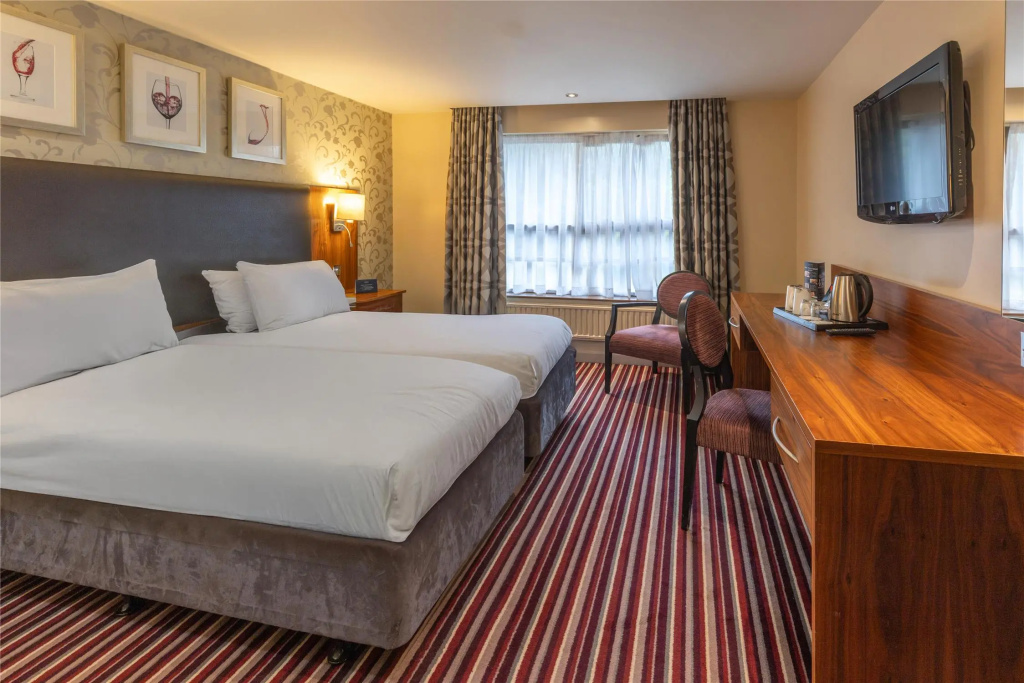 Gloucester Robinswood Hotel - Général