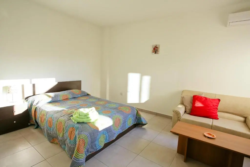 1 Bedroom Family Apartment