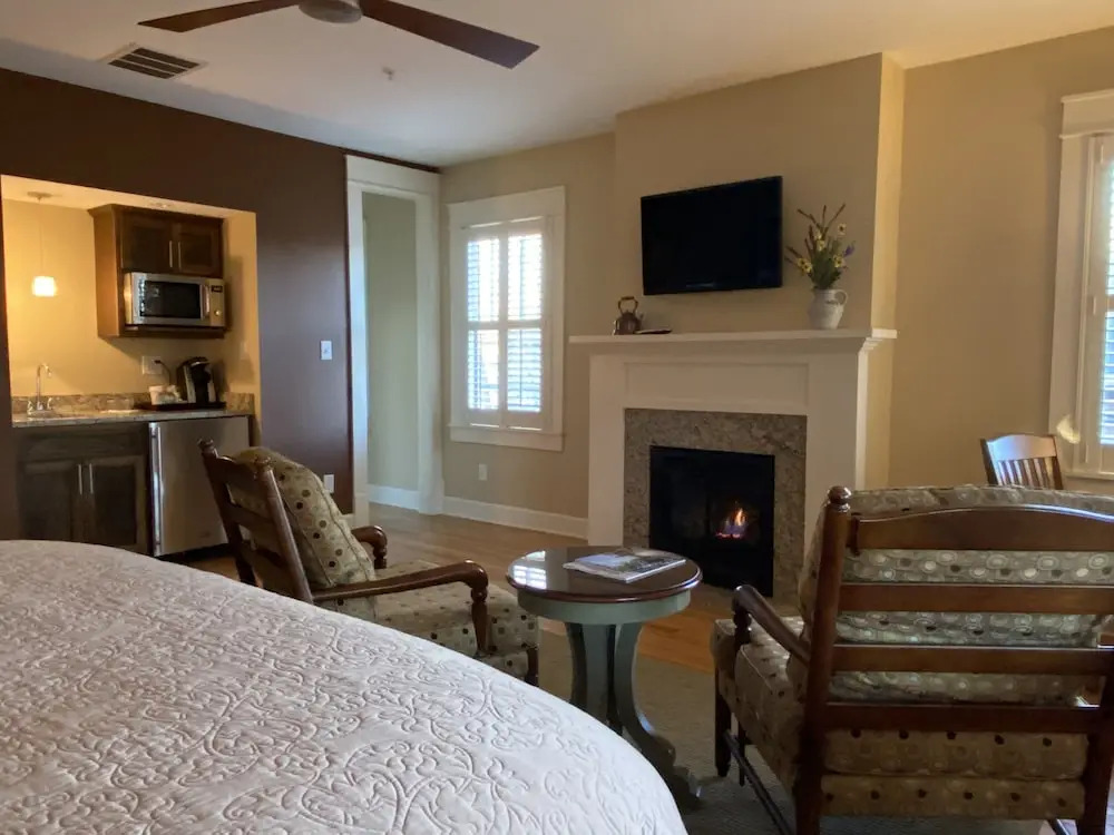 Showers Inn - фото 37