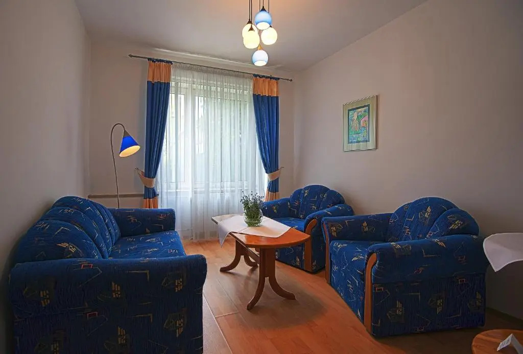 Hotel Monttis - Chambres