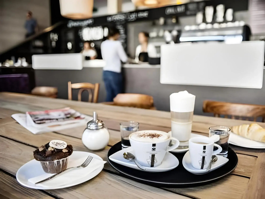 Food & Beverage