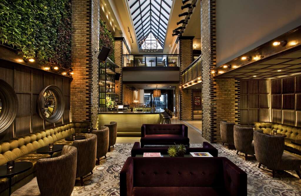 Thompson Chicago, by Hyatt by null