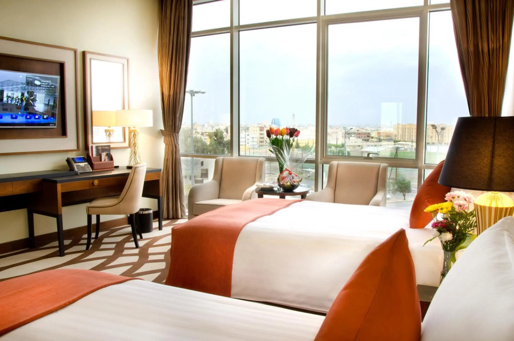 Bayat Hotels Company — фото 6