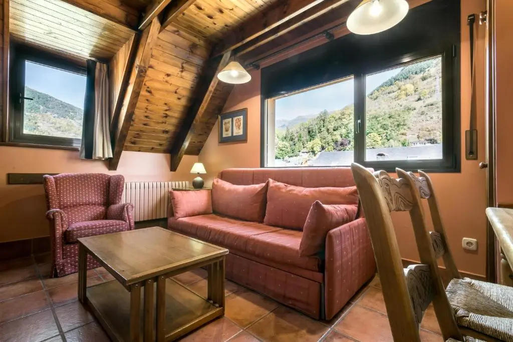 El Refugio de Aran Vielha Aparthotel - Chambres
