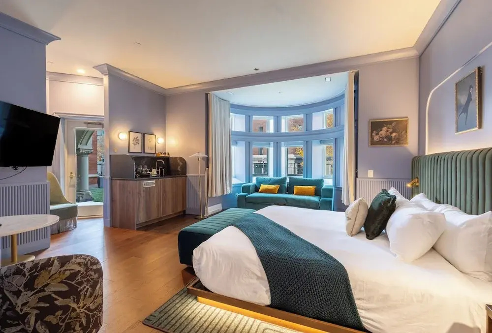 Standard Double room (full double bed)
