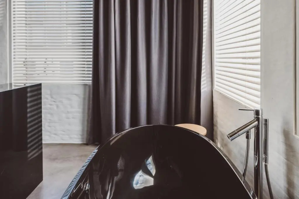 Classic Double room (full double bed)