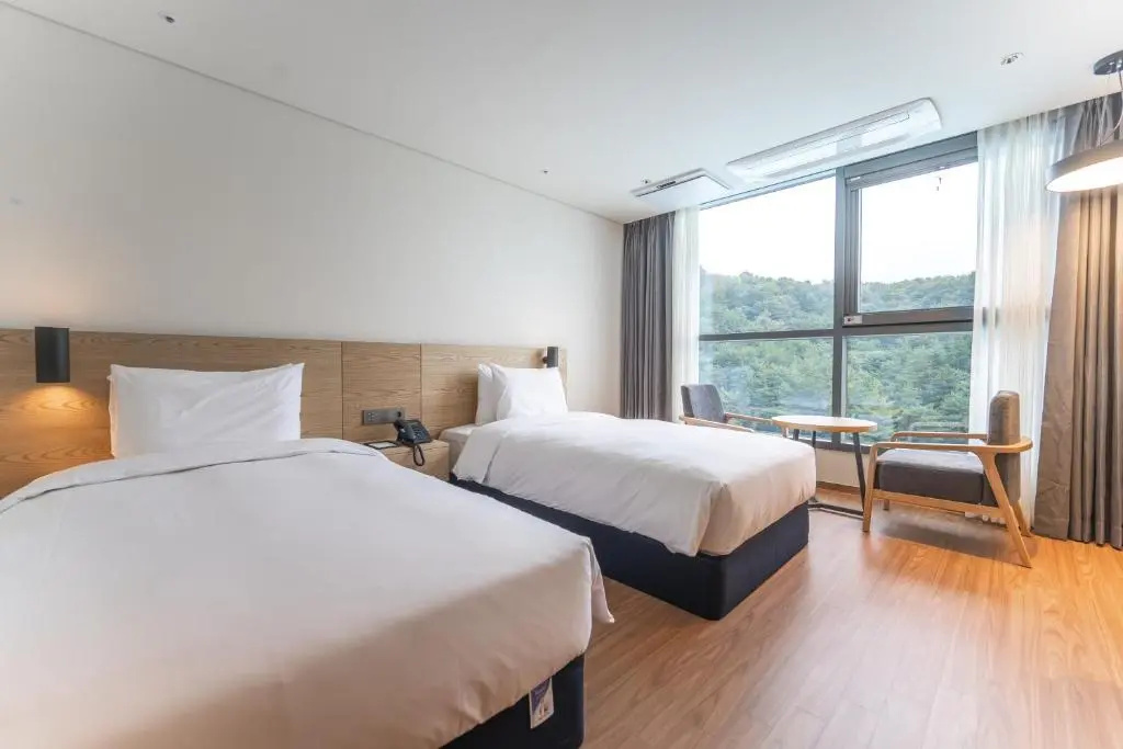 Standard Double room (twin beds)