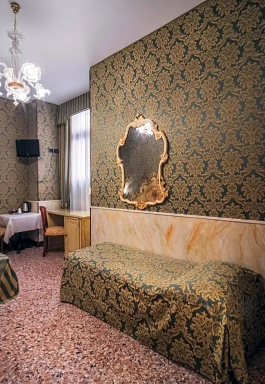 Classic room