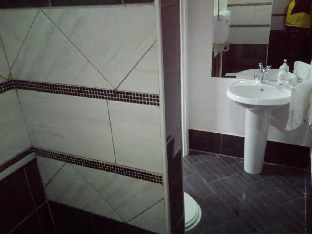 Economy room