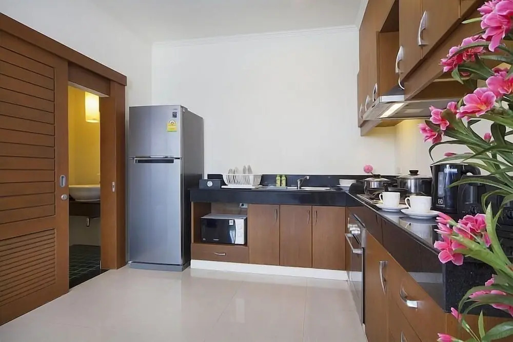 Апартаменты Deluxe с 2 комнатами с видом на бассейн 2 отдельные кровати в Sun Paradise Villas Karon