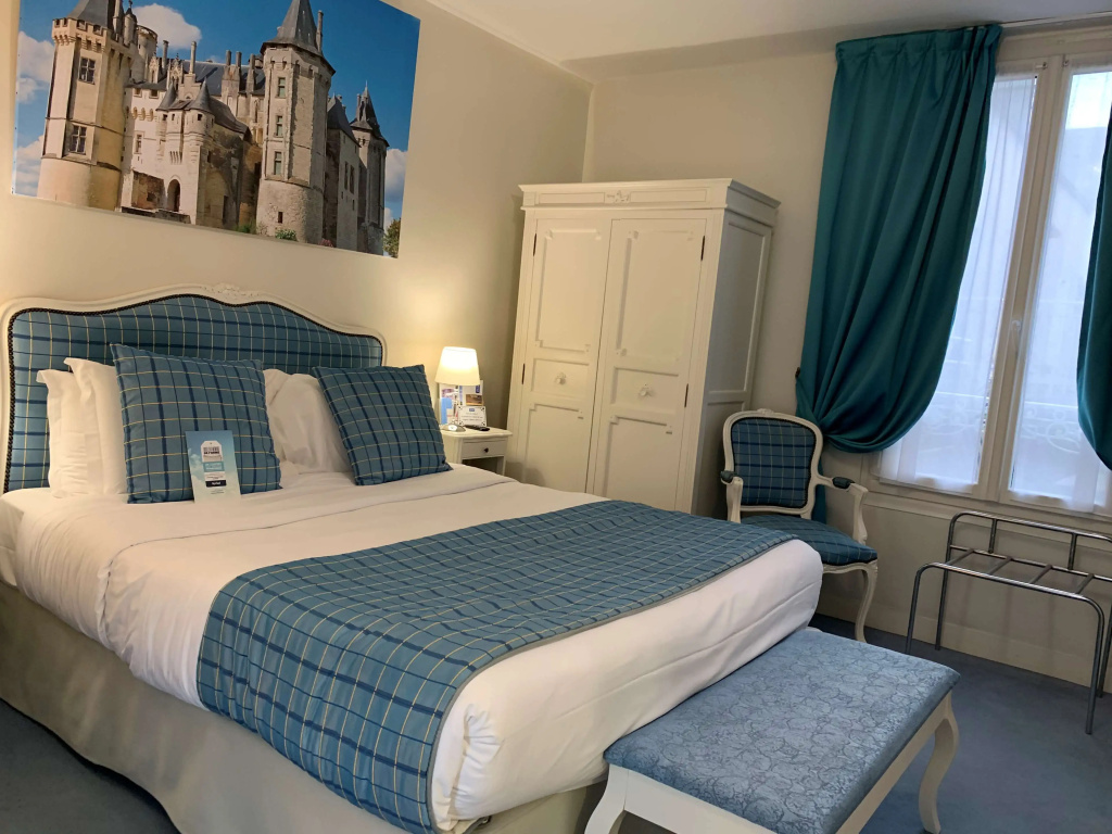 Standard Double room (full double bed)