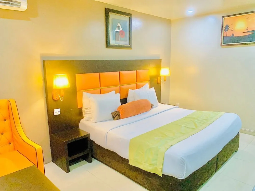 Oakspring Hotel & Luxury Suites - Chambres