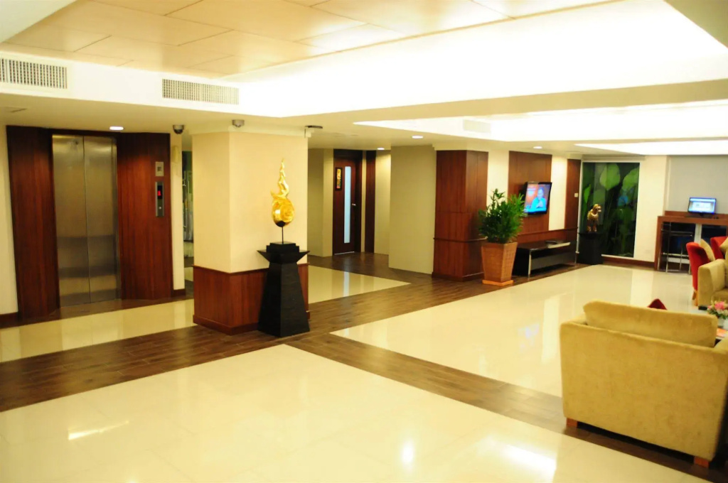 Avion Hotel — фото