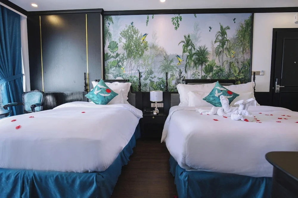 The Orchid Premium Hotel — фото 1