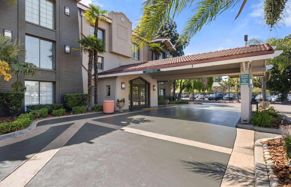 La Quinta Inn by Wyndham Stockton - фото 14