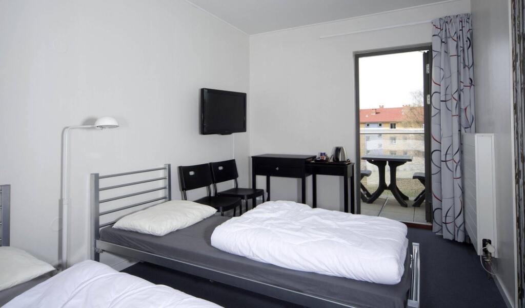 Oslo Youth Hostel Haraldsheim by null