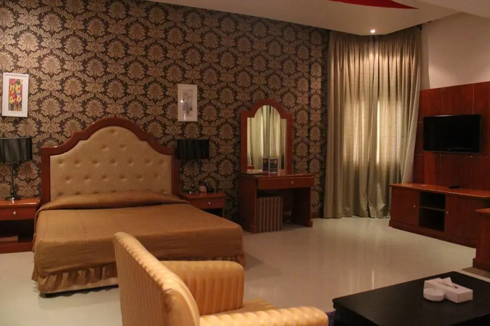 Riviera Hotel - Général