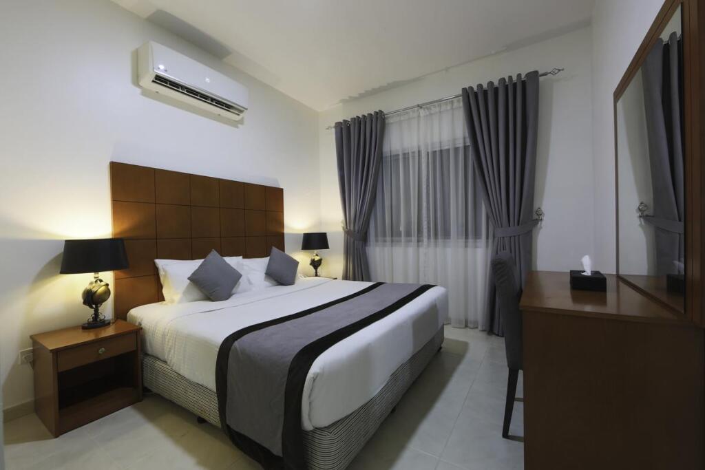 Nova Park Hotel
