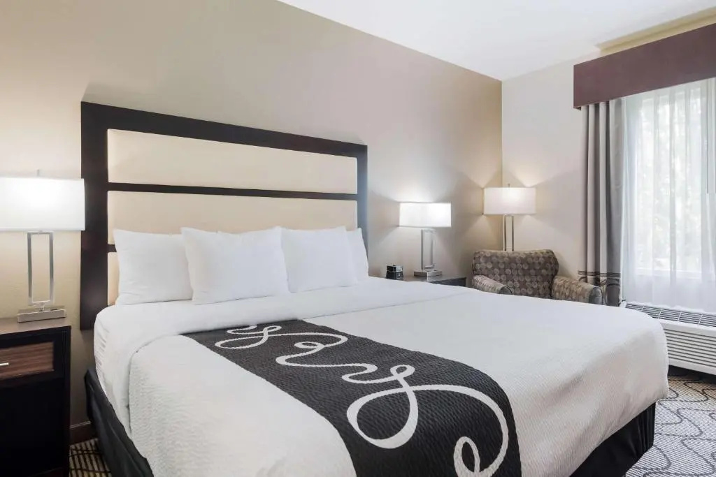 La Quinta Inn & Suites by Wyndham Auburn - Chambres