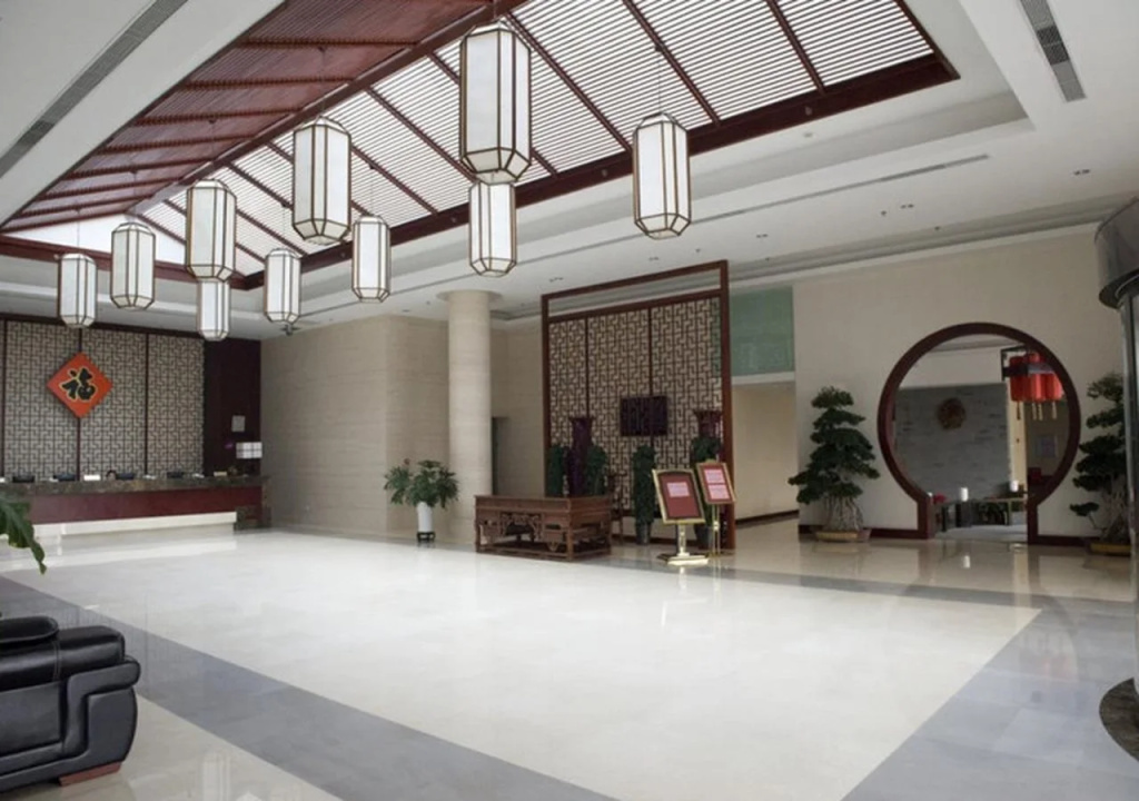 Lobby & Reception