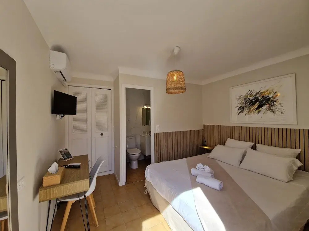 Comfort room