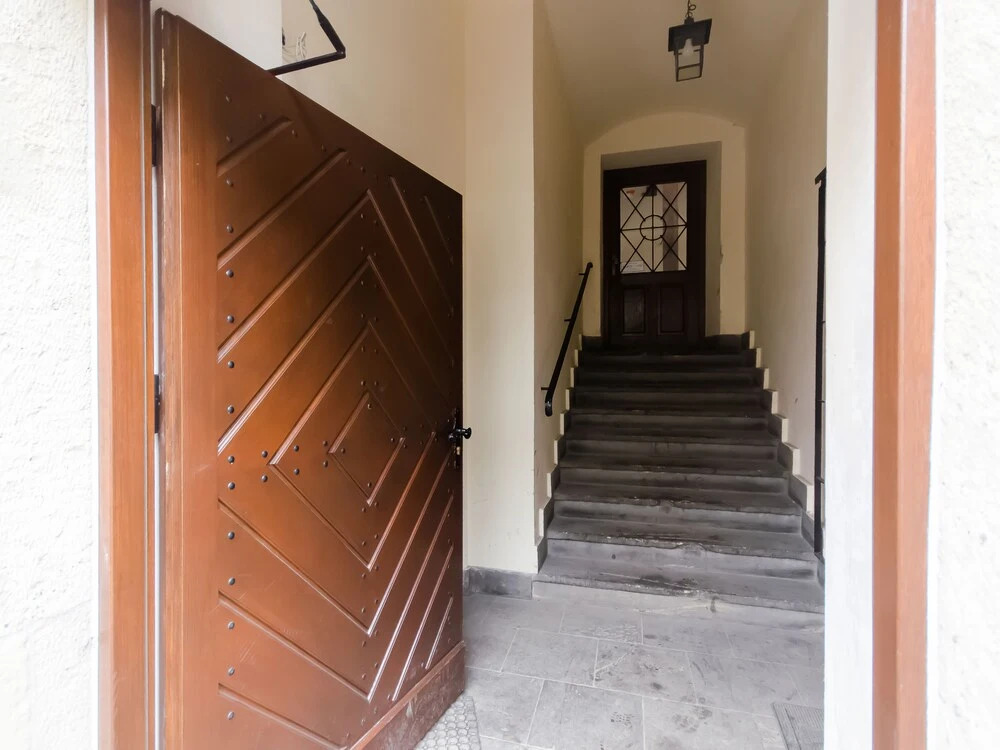 Image 10
