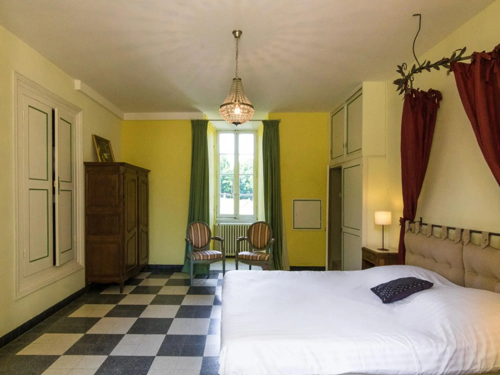 Voir la photo 3 — Heritage Castle in Chaleix with shared pool