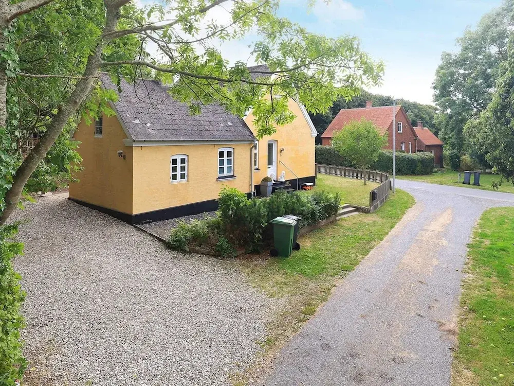 Grand Holiday Home in SÃ¸by Ã†rÃ¸ near Golf Course