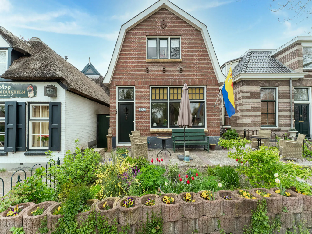 4 pers. Lodging on the first floor in Giethoorn incl. breakfast