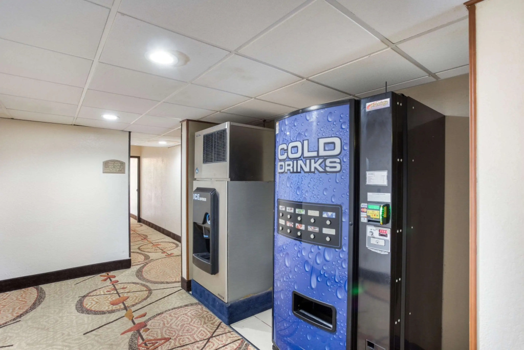 Quality Inn Albany Colonie — 5