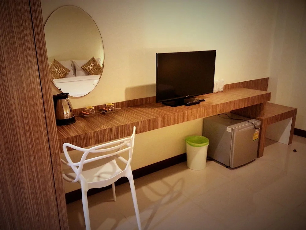 Standard Double room with balcony (full double bed)